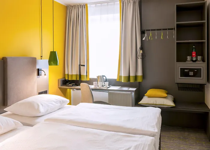 Hotel Vienna House Easy By Wyndham Cracow 3*