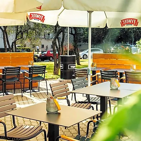 Vienna House Easy By Wyndham Cracow 호텔 3*