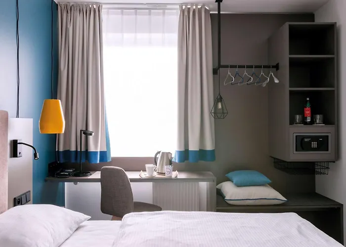 Hotel Vienna House Easy By Wyndham Cracow 3*